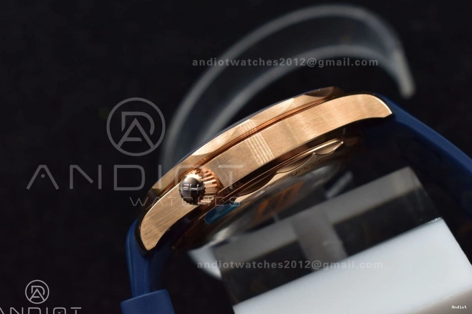 Best Seamaster Ceramic A8800 Blue VSF RG Diver 300M 1:1 Bracelet Blue On SS Dial SS Edition 1217